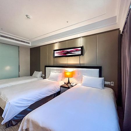 Royal Fine Hotel Kaohsiung Exteriör bild